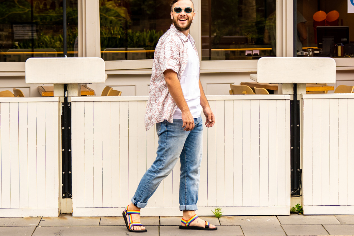 Original Universal Rainbow Black